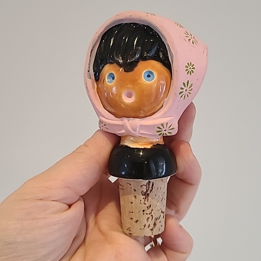 Vintage giftcraft wine stopper lady